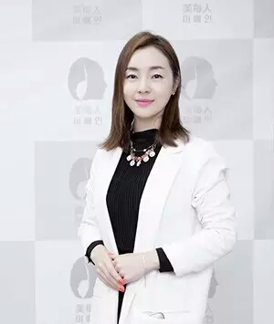 承德金佳玭 美容协会会长